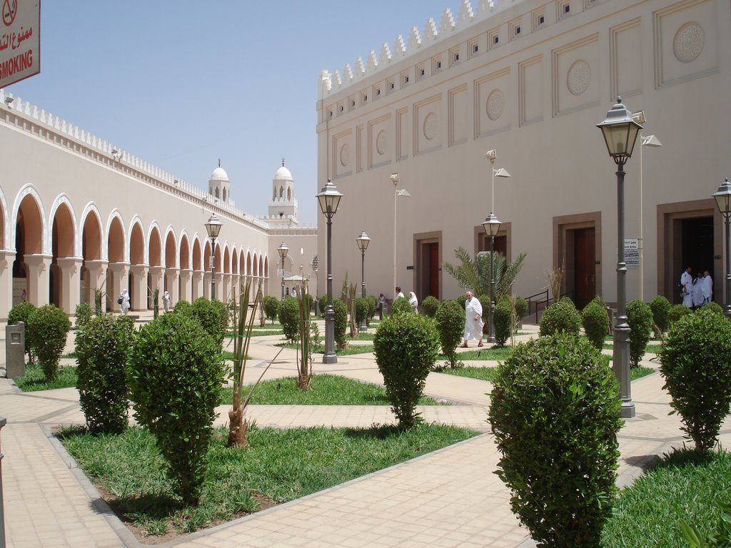 MESCİD-İ ZÜLHULEYFE (MÎKÂT MESCİDİ)